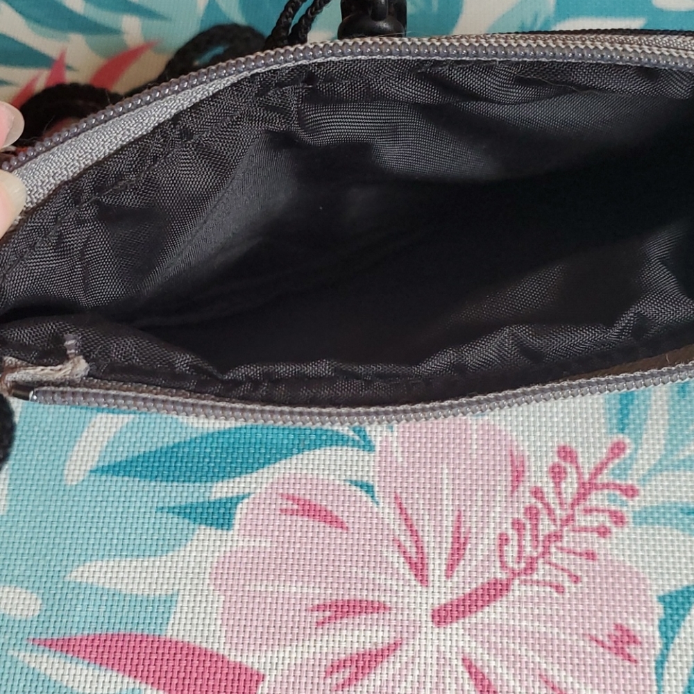 Vintage Roxy Mini Purse - Picture 5 of 13